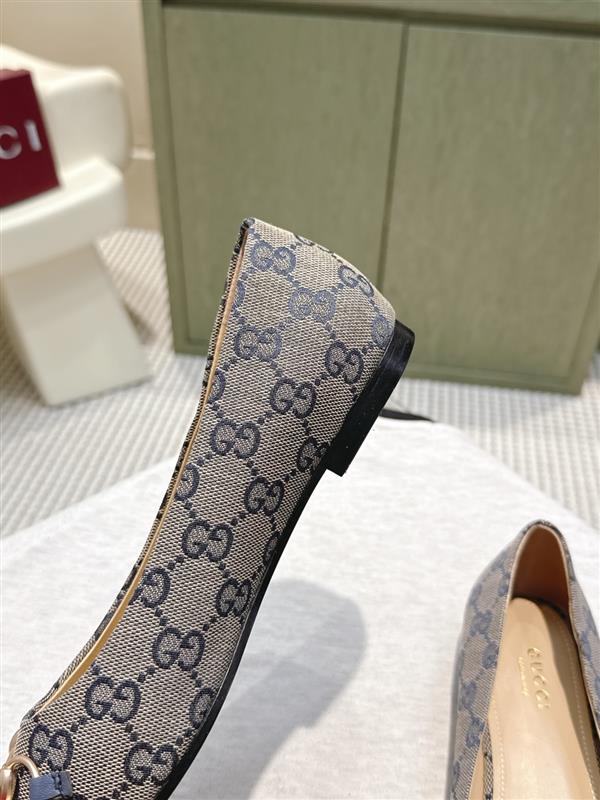 20251127171646335 320